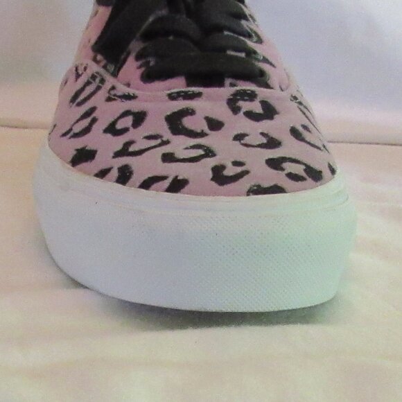 Vans Lavender and Black Leopard Print Sneakers Size 9 Ultracush Sole EUC - Picture 9 of 13